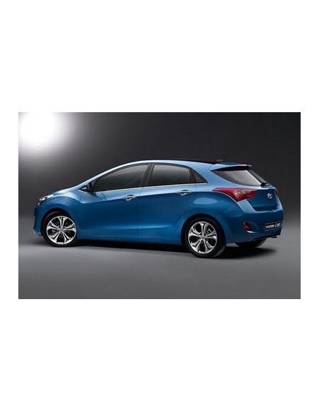VASCA PORTABAGAGLI HYUNDAI i30 BERLINA dal 2012-