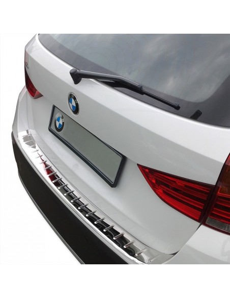 BATTITACCO PROTEZIONE BAGAGLIAIO CROMATO PER BMW X1 2009-2015